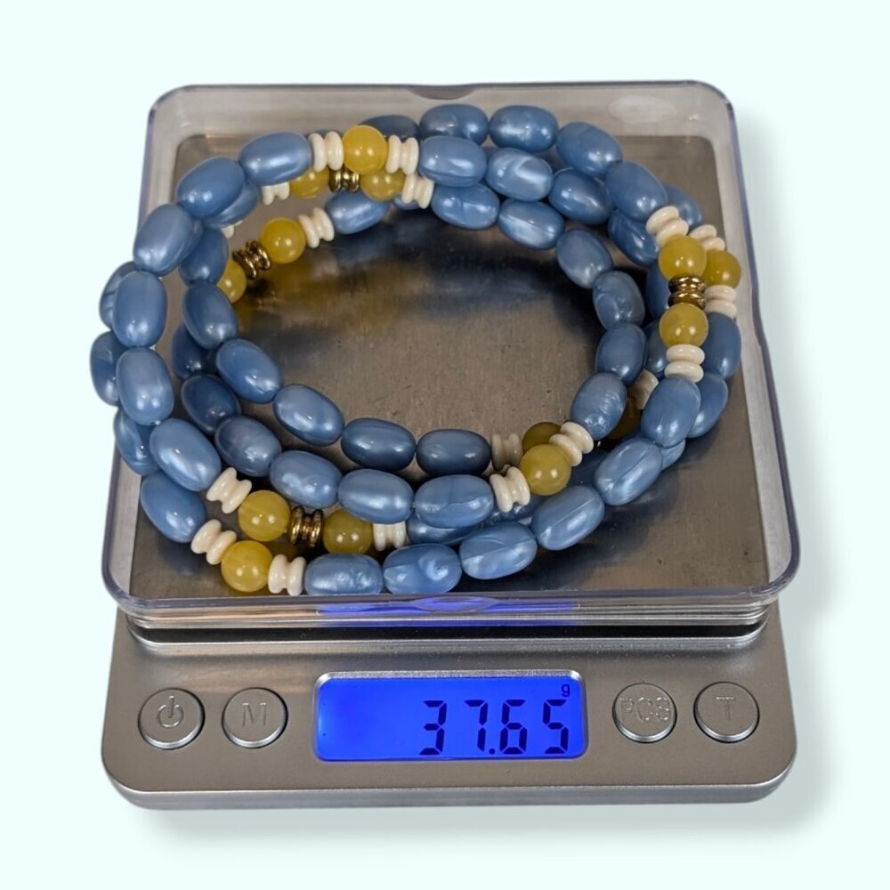 V. Blue & Yellow Lucite Beaded Necklace - Picture 4 of 4